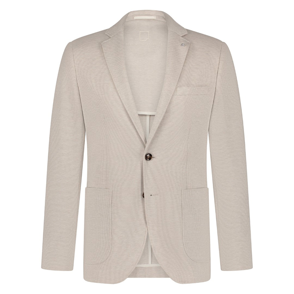 Blazers bruin Born With Appetite