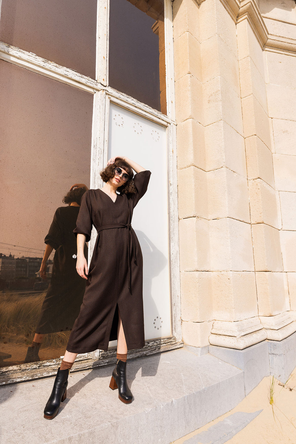 Jurken lange mouw bruin Four Roses