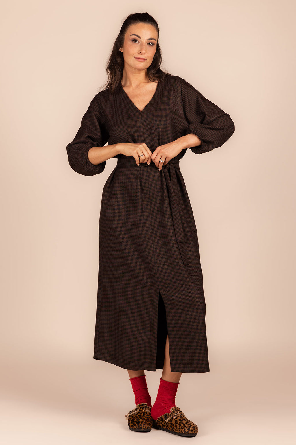 Jurken lange mouw bruin Four Roses