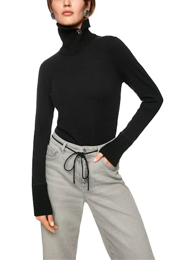 Pulls zwart Marc Cain