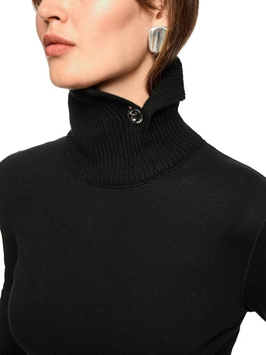 Pulls zwart Marc Cain
