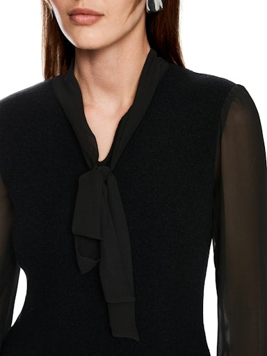 Pulls zwart Marc Cain