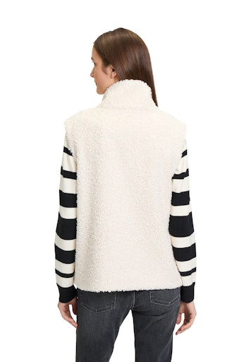 Bodywarmers wit Betty & Co