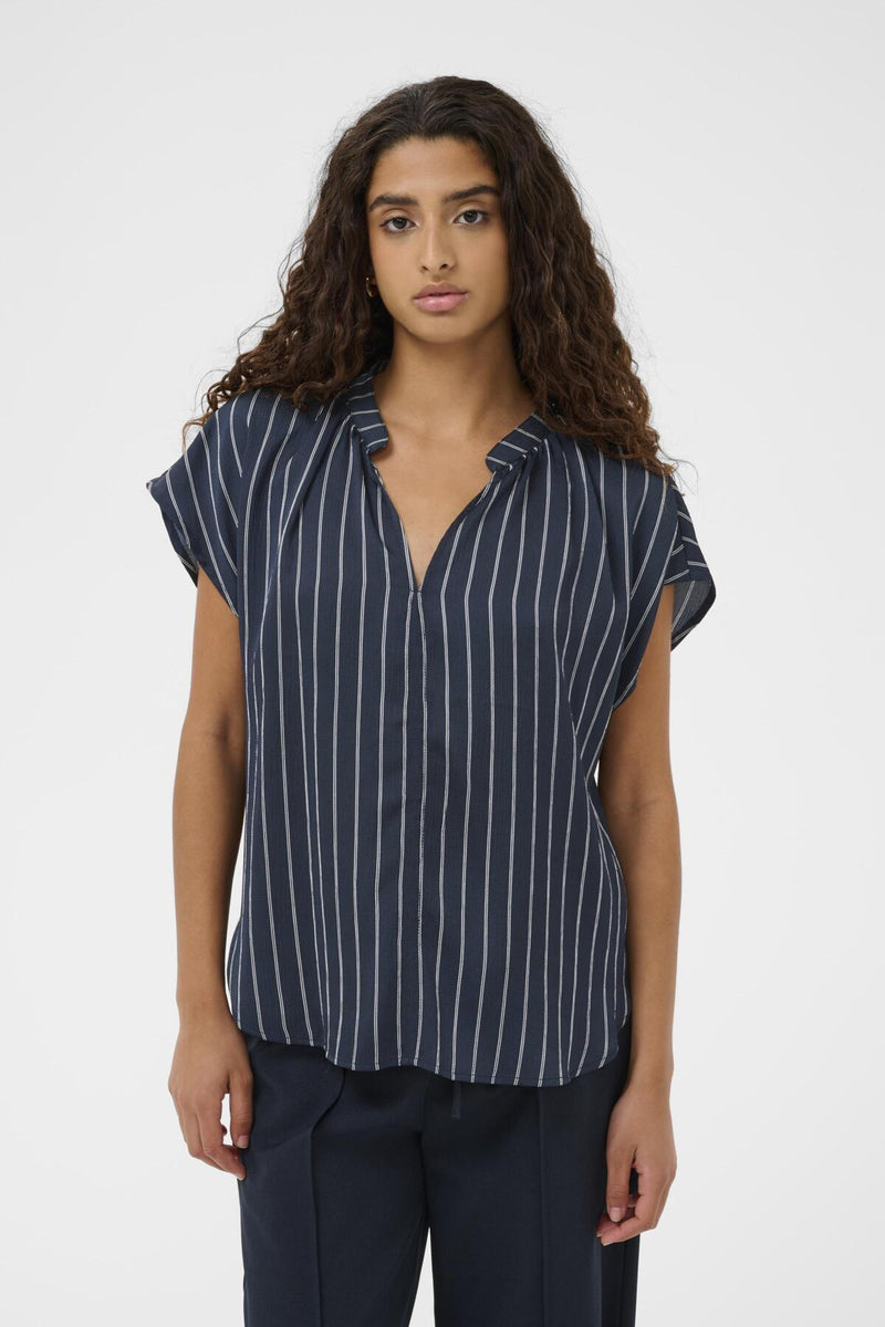Blouses korte mouw navy Soaked In Luxury