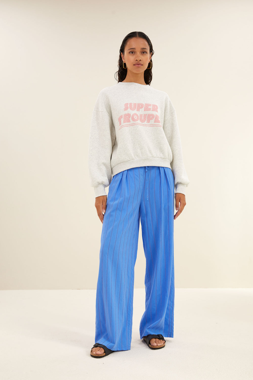 Sweaters grijs by-bar