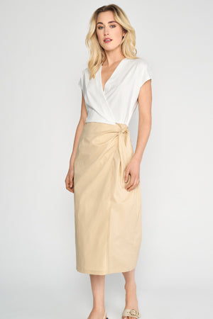 Jurken korte mouw beige Marie Méro