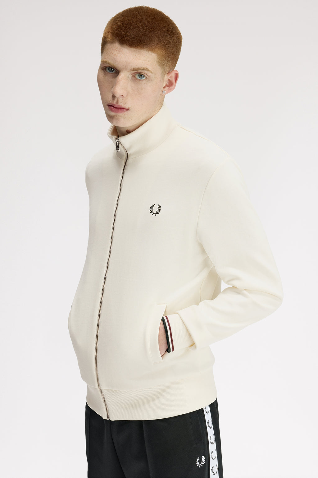 Sweaters beige Fred Perry