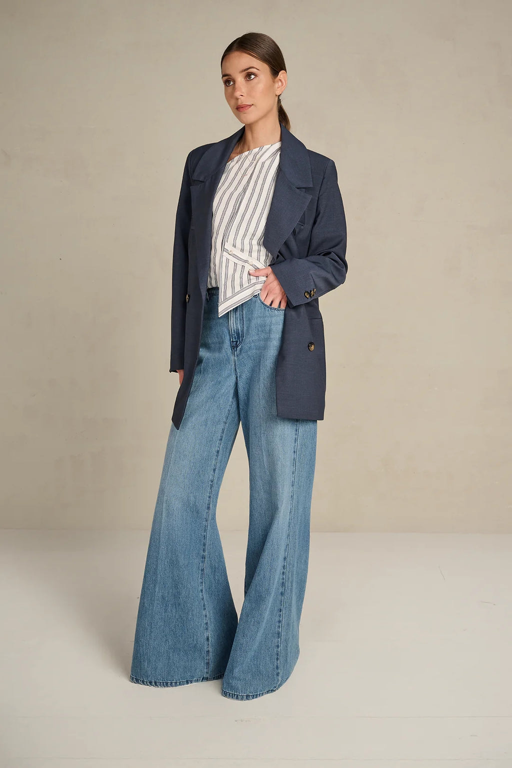 Jeans navy March23