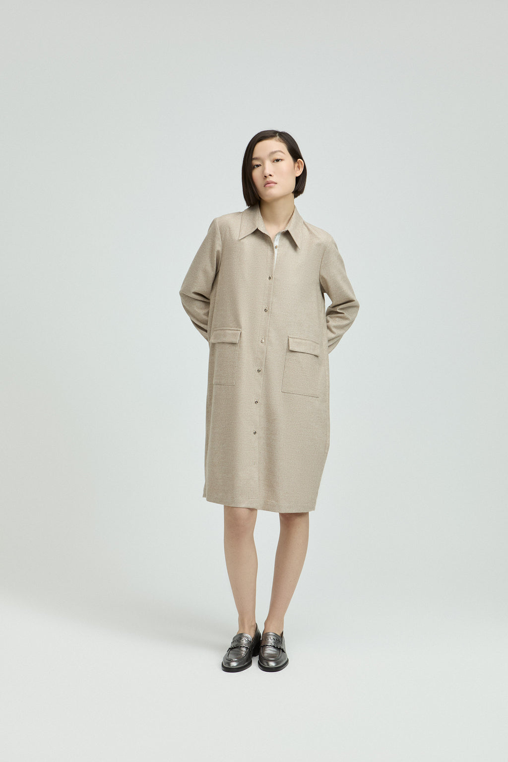 Jurken lange mouw beige Xandres