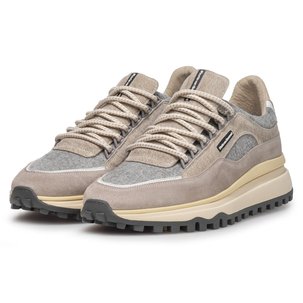 Sneakers bruin Floris Van Bommel