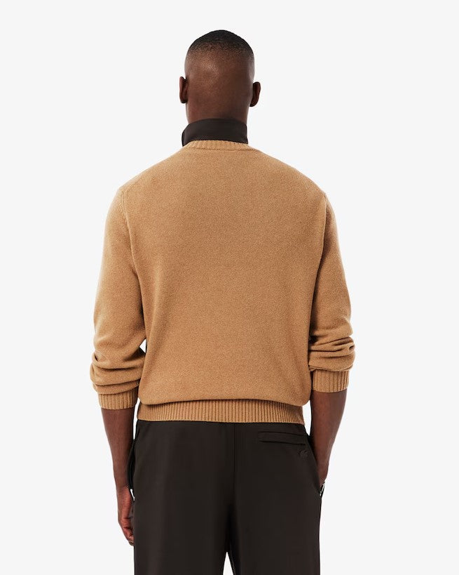 Pulls bruin Lacoste