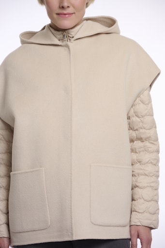 Poncho's beige Rino&Pelle