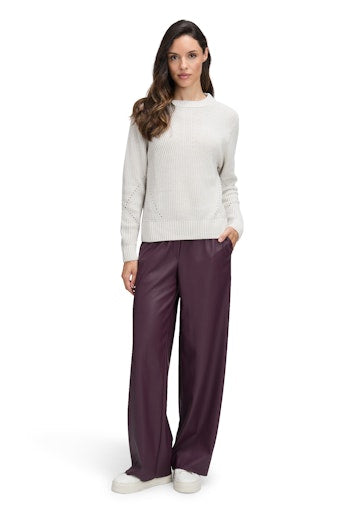 Pulls wit Betty & Co