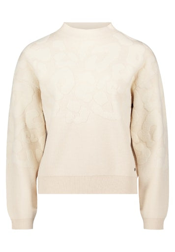 Pulls wit Betty & Co