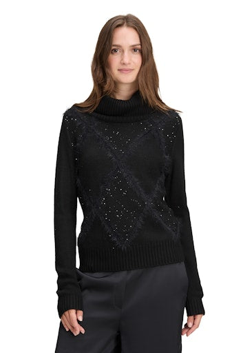 Pulls zwart Betty & Co