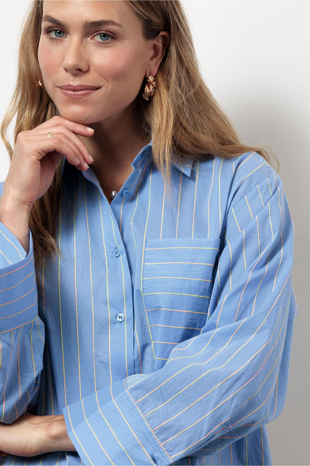 Blouses lange mouw blauw Studio Anneloes