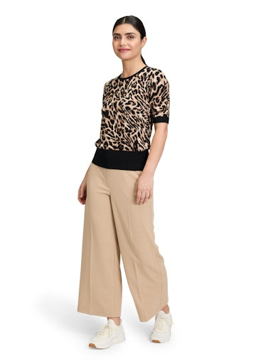 Pulls zwart Betty Barclay