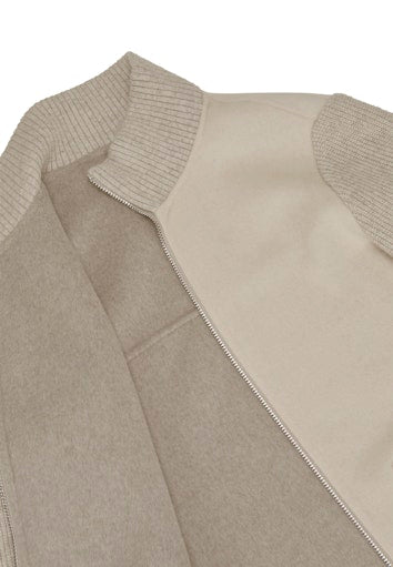 Mantels beige Milestone