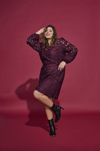 Jurken lange mouw rood ONLY Carmakoma