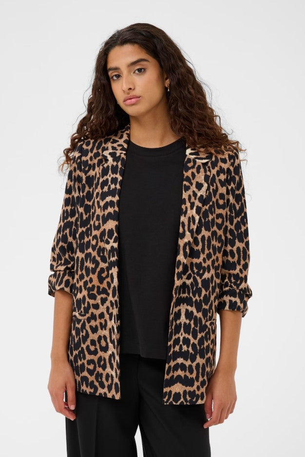 Blazers bruin Soaked In Luxury