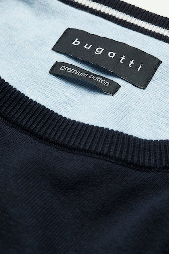 Pulls navy Bugatti
