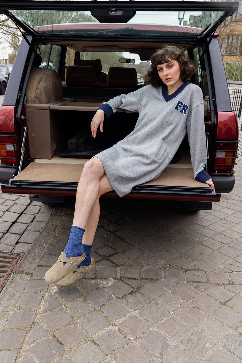 Jurken lange mouw grijs Four Roses