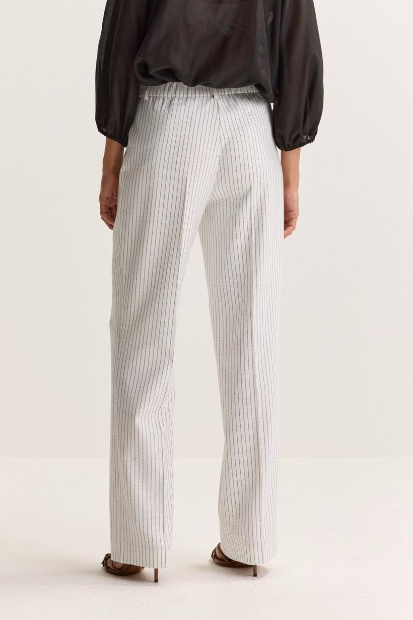 Broeken wit Mayerline