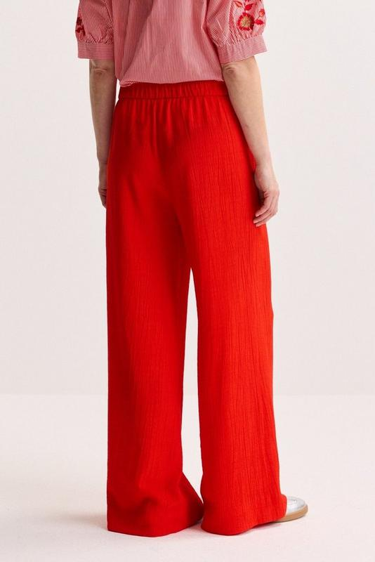 Broeken rood Mayerline