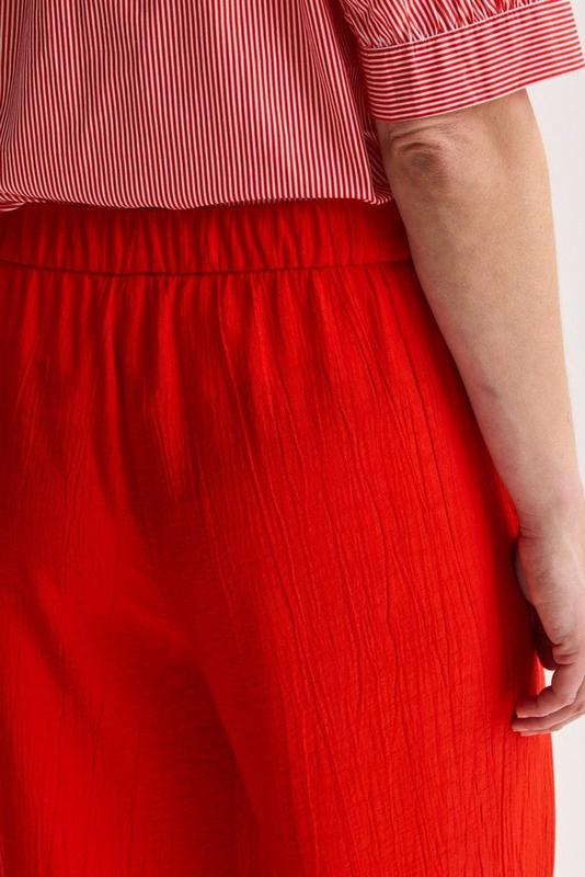 Broeken rood Mayerline