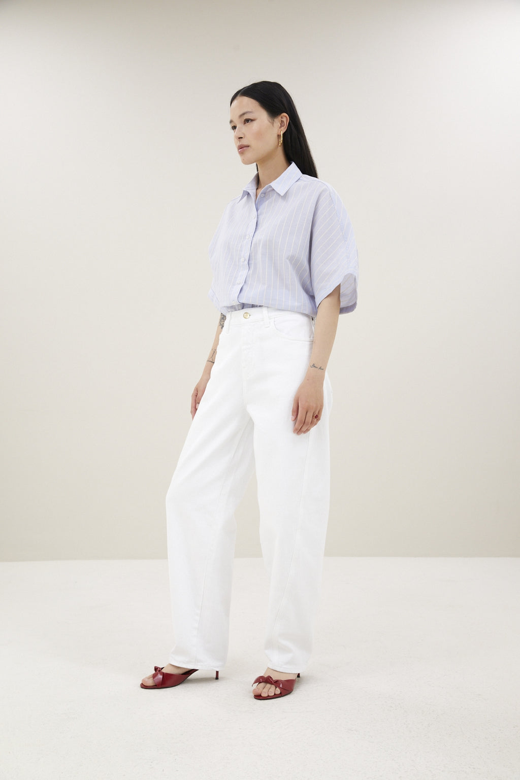 Blouses korte mouw blauw by-bar