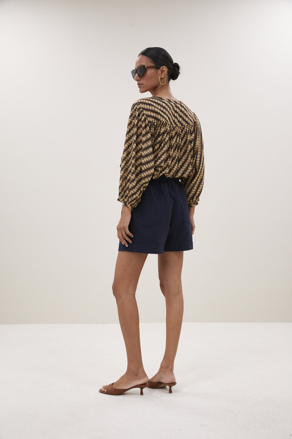 Shorten navy by-bar