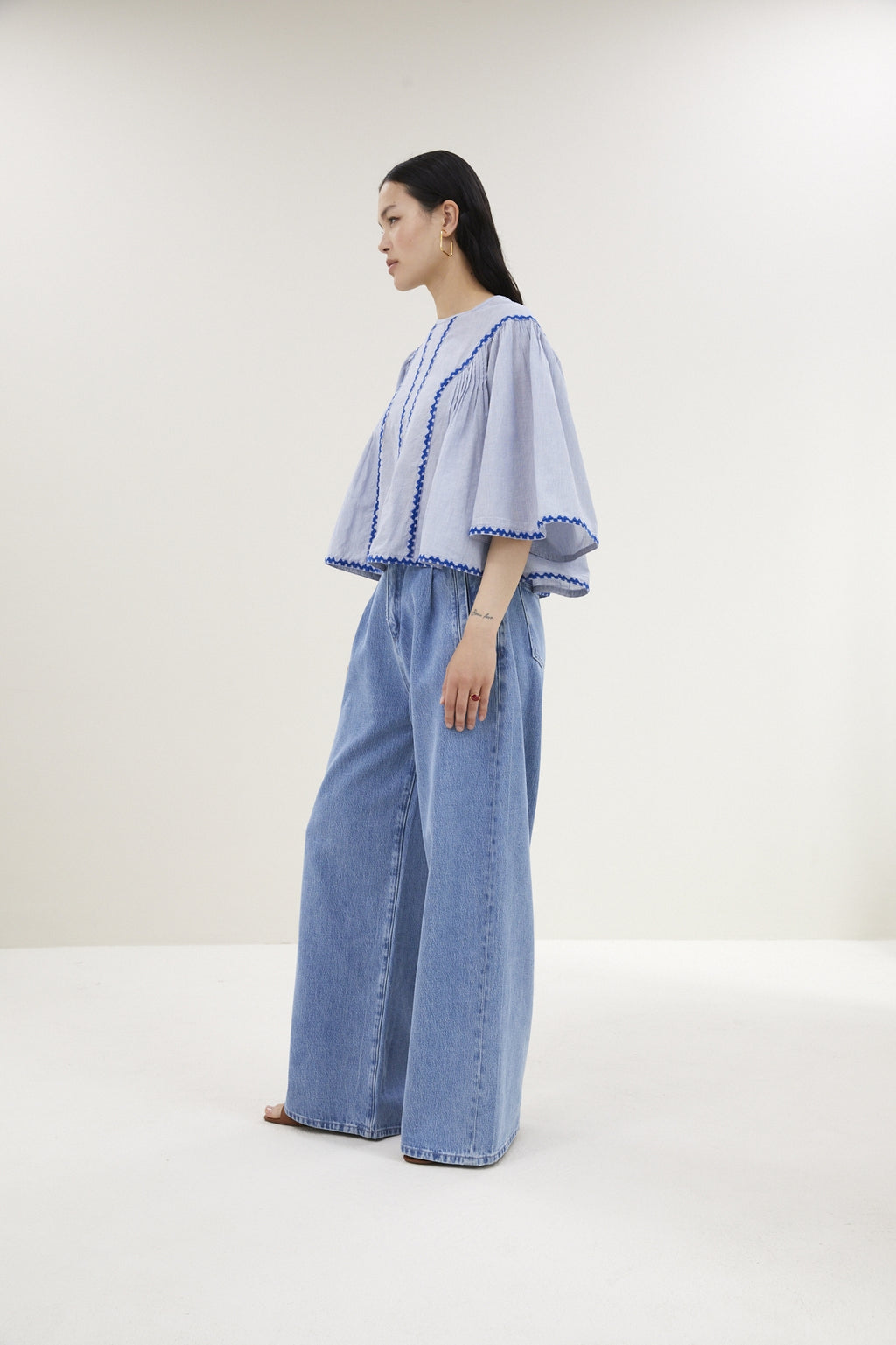 Blouses korte mouw blauw by-bar