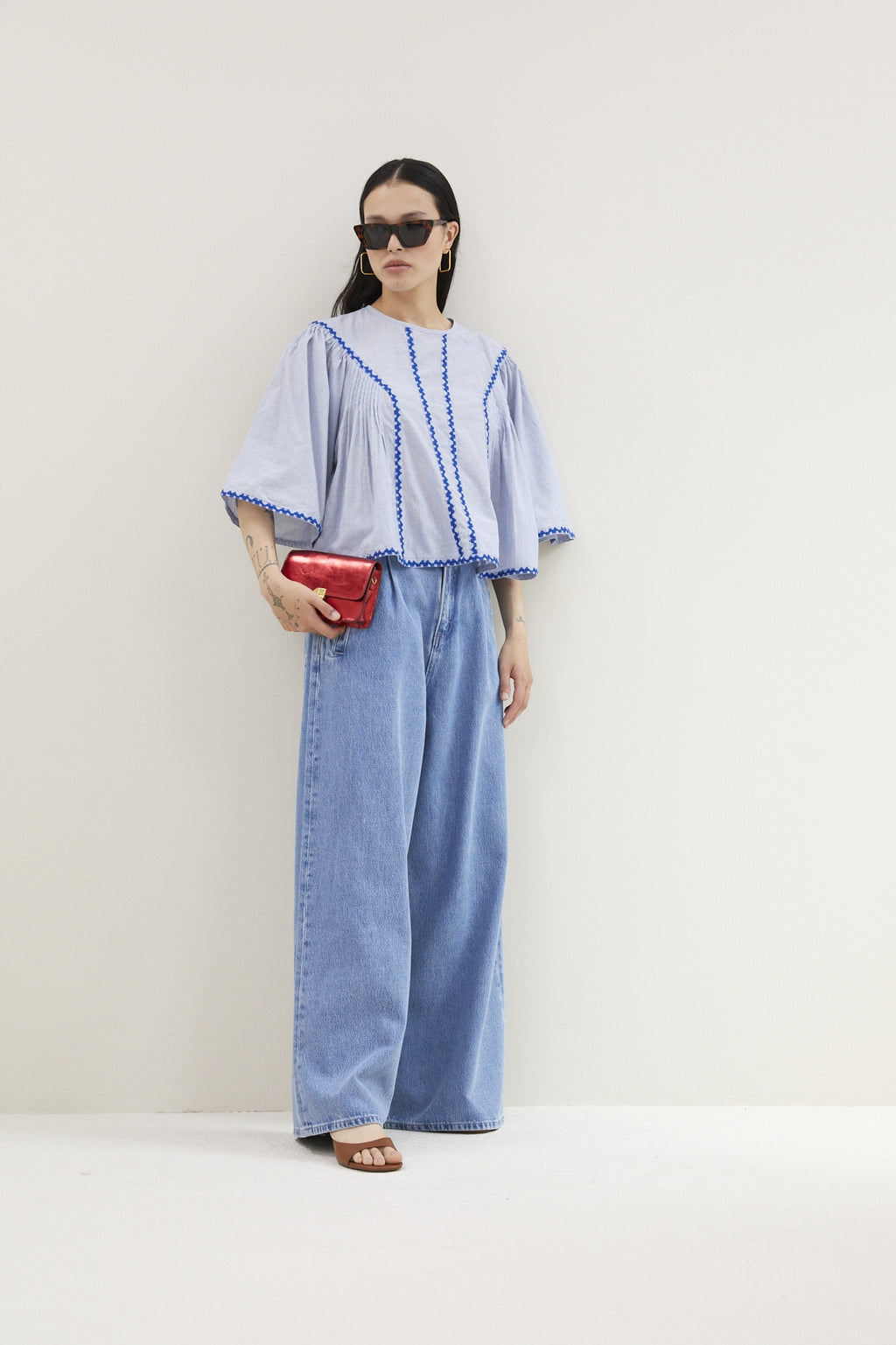 Blouses korte mouw blauw by-bar