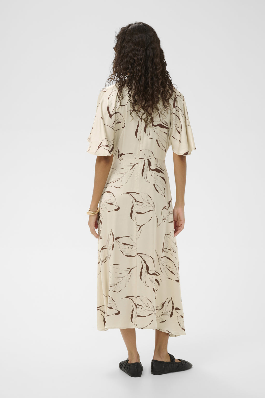 Jurken korte mouw beige Soaked In Luxury