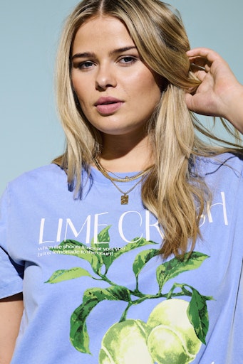 T-shirts korte mouw navy ONLY Carmakoma