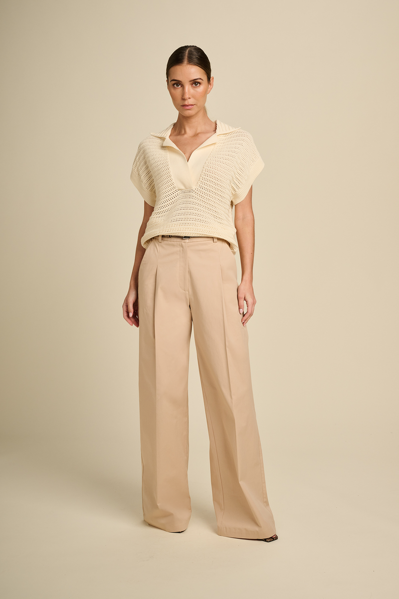 Pulls beige March23