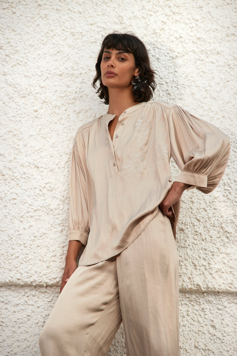 Blouses lange mouw beige Atmos