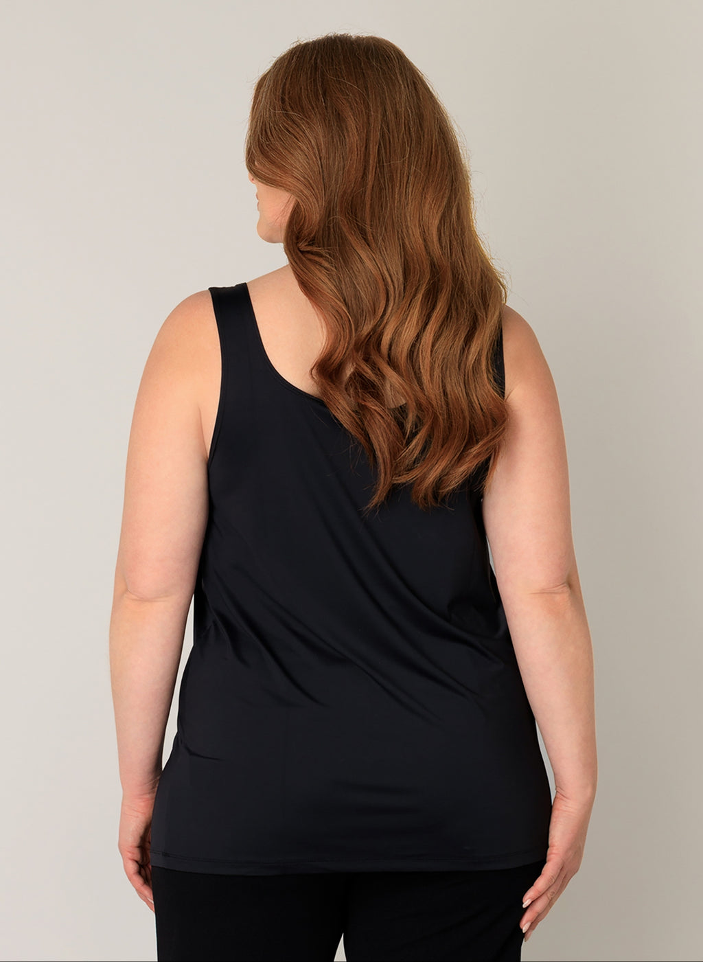 Tops zwart yest curve