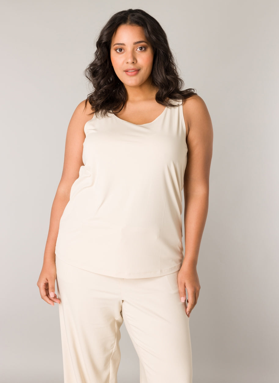 Tops beige yest curve
