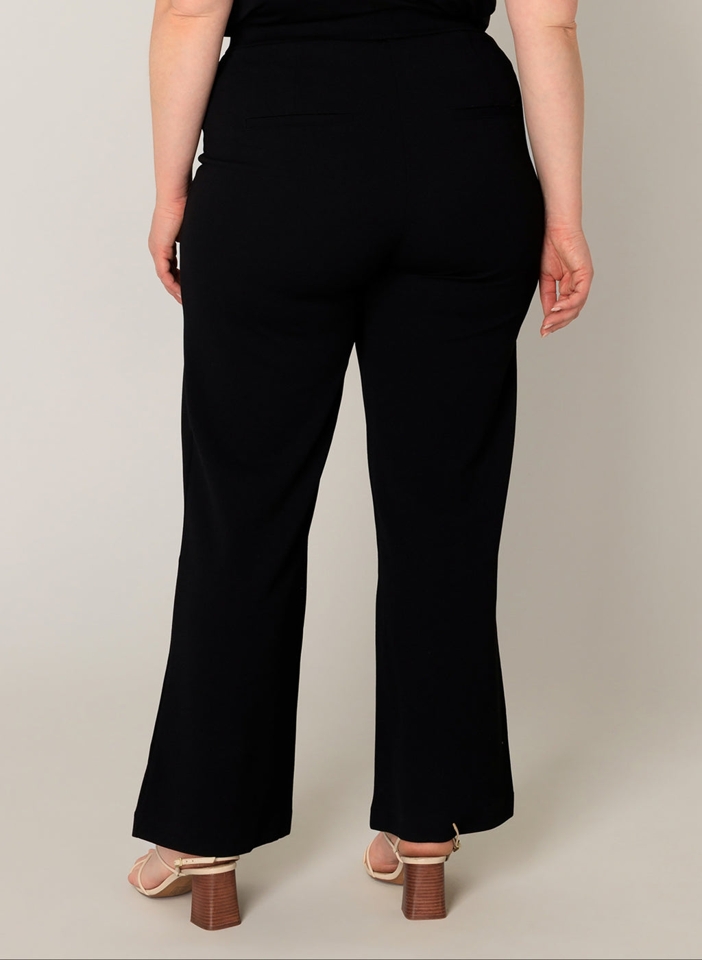 Broeken zwart BASE LEVEL CURVY