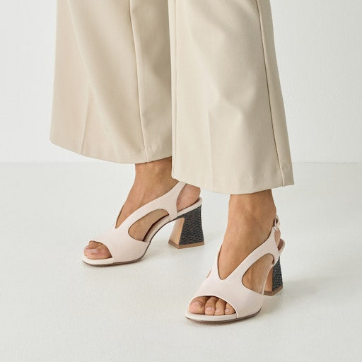 Sandalen beige Tamaris