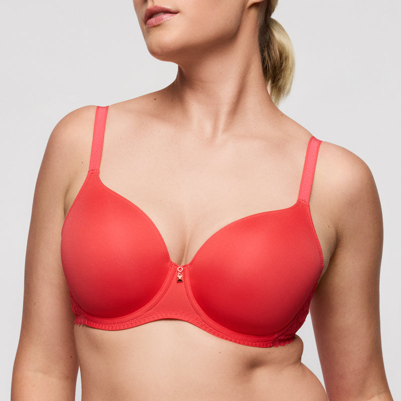 BH's rood Prima Donna Twist