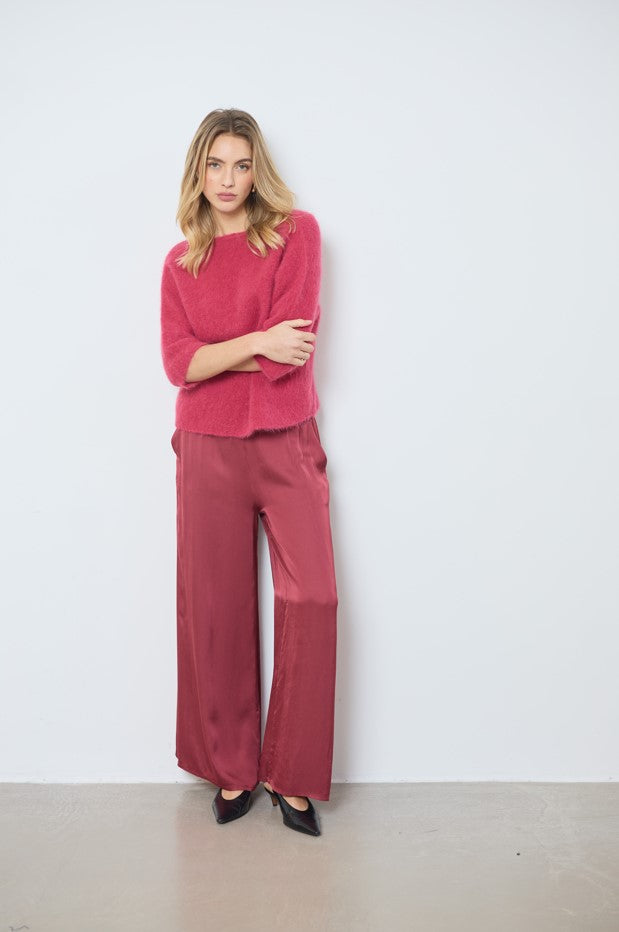 Pulls rood LOVE AT ME