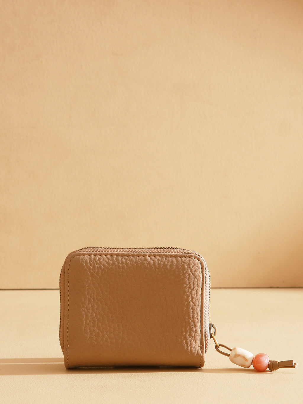 Portefeuilles beige Woomen