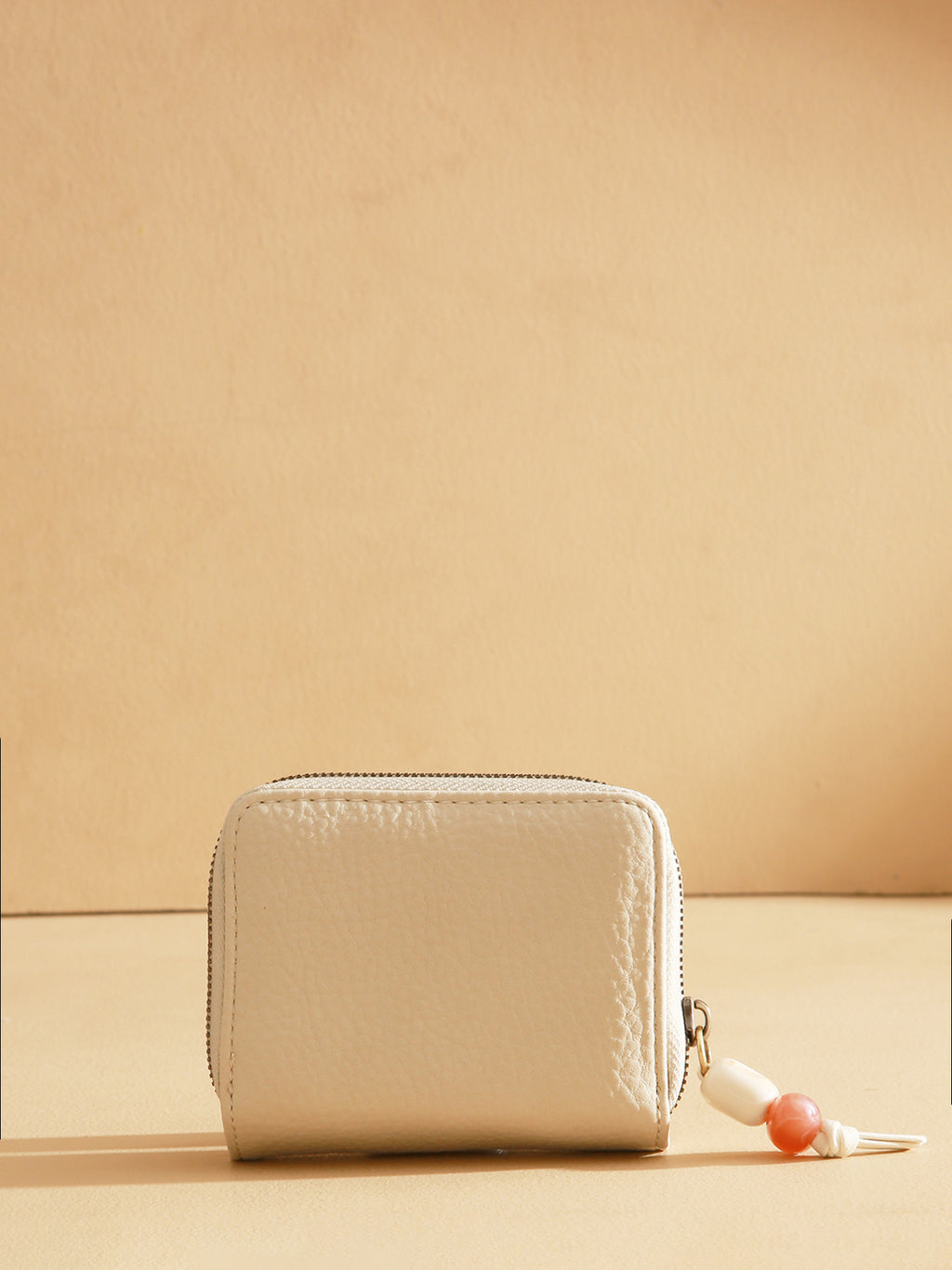 Portefeuilles beige Woomen