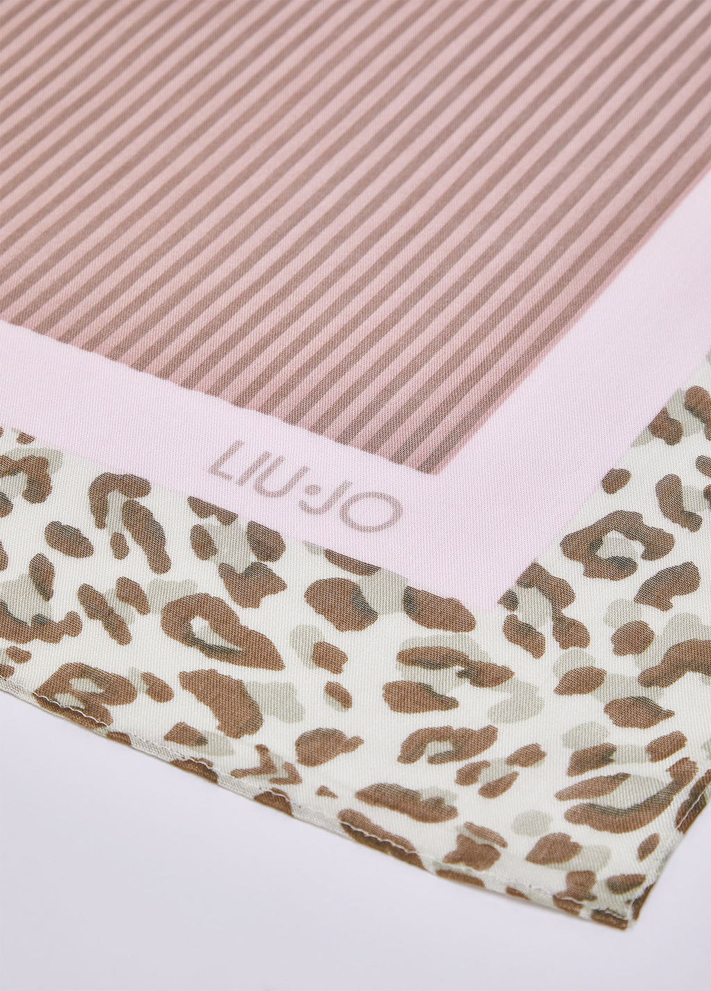 Sjaals roze Liu Jo