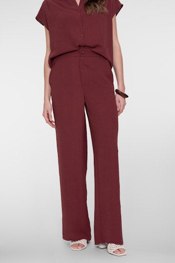 Broeken rood Geisha