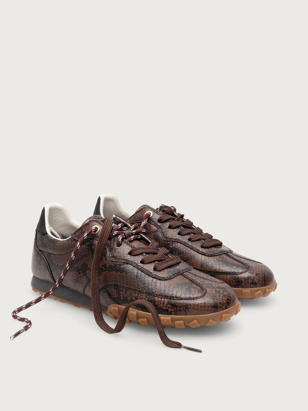 Sneakers bruin Boax