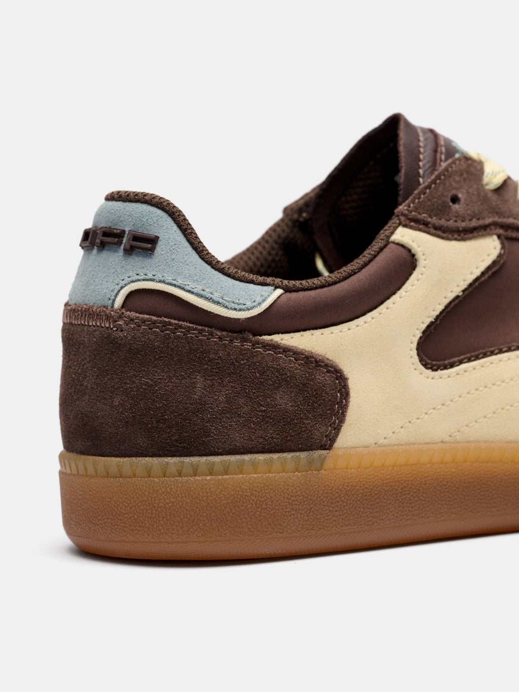 Sneakers bruin HOFF