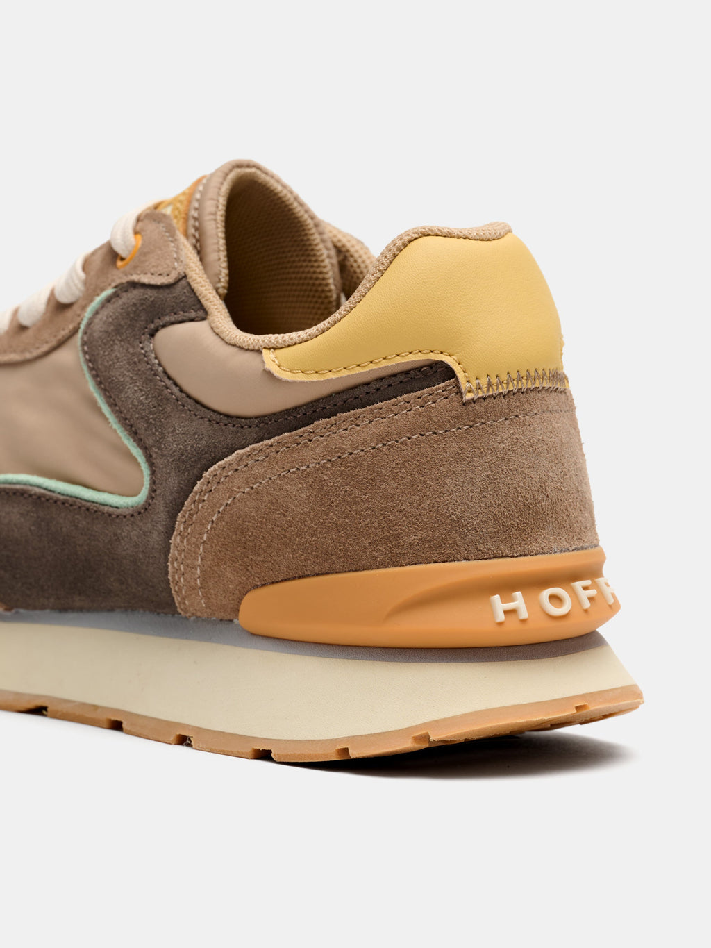 Sneakers beige HOFF